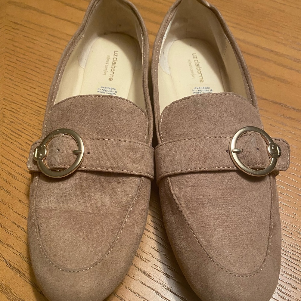 Liz Clairborne flat shoes